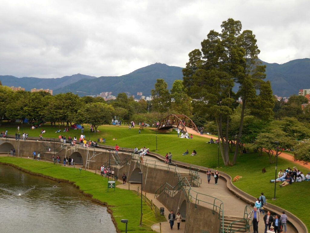 simon bolivar park bogota